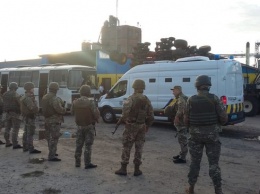 Рейдерский захват элеватора на Харьковщине: в перестрелке ранены 5 человек, задержаны - более 50