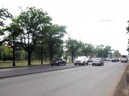 В Николаеве дорожники ремонтируют проспект Богоявленский