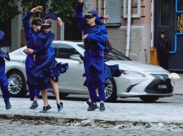 Lexus снял рекламу в Киеве с украинскими танцорами