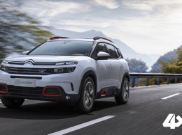 Кроссовер Citroen C5 Aircross покажут на выставке в Париже