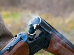 Житель Сумской области выстрелил себе в грудь из охотничьего ружья