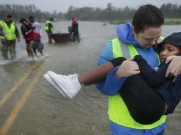 Города ушли под воду, гибнут люди: жуткие фото и видео последствий мощного урагана Флоренс в США