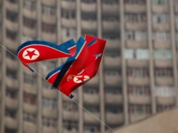 Северная Корея продает оружие попавшим под санкции странам - WSJ