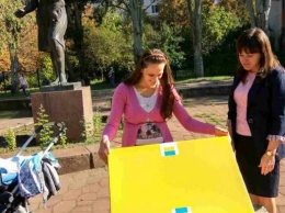 На Николаевщине молодые родители получили первые «Пакеты малыша»