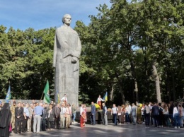 На Мемориале Славы почтили память освободителей Харьковской области