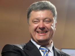 Порошенко обяъвил, что украинские радиостанции перевыполняют языковые квоты