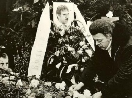 Проклятие могилы Высоцкого настигло Кобзона в предопределенный срок - нумеролог