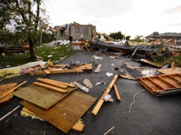 В Канаде более 20 человек пострадали из-за мощного торнадо