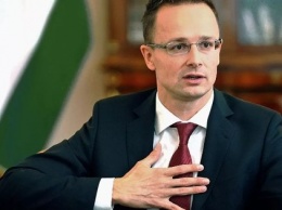 Венгрия выступила против автоматического продления санкций в отношении России