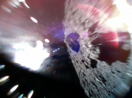 Япония отправила роверов на астероид Рюгу