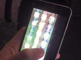 Владельцы iPhone X после обновления iOS 12 заметили баг дисплея