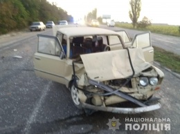 Неподалеку от Мешково-Погорелово столкнулись два ВАЗа-2106, а рядом с Весняным в ДТП попала Рута