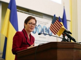 Посол США в Украине встретилась с родственниками украинских политзаключенных Выговского и Панова