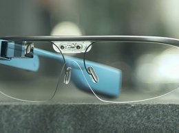 Google снова разрабатывает смарт-очки