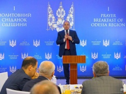 Как президент США: Степанов устроил в Одессе молитвенный завтрак