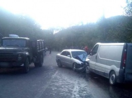 На Прикарпатье пять человек пострадали в ДТП