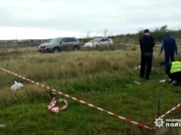 На обочине в Одесской области нашли обезглавленное тело (видео)