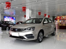 В России начались продажи обновленного Geely Emgrand 7