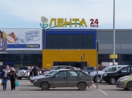 В Омске у безногого инвалида забрали автомобиль с парковки «Ленты»