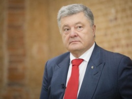 Порошенко прокомментировал паспортный скандал с Венгрией