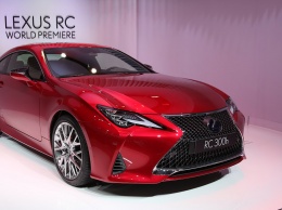 Lexus модернизировал купе RC