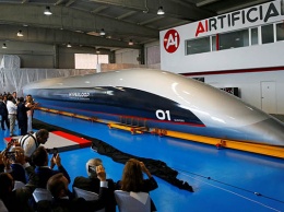 В Испании представили прототип поезда Hyperloop