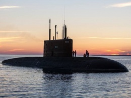 Две российские подлодки приступили к боевой подготовке в Черном море