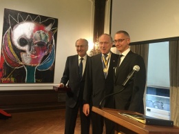 Украинско-еврейские организации наградили Рональда Лаудера медалью им. Андрея Шептицкого