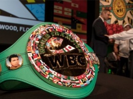 Конгресс WBC в Киеве: легендарные боксеры вызвали ажиотаж