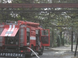 В Запорожье произошел пожар на одном из заводов (ФОТО)