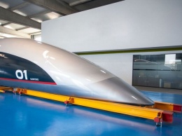 HyperloopTT презентовала первую пассажирскую капсулу