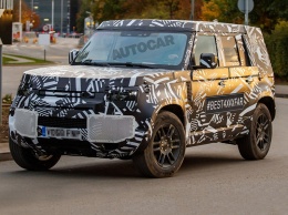 В Сети появились "шпионские" снимки нового Land Rover Defender