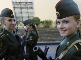 Российская армия отказывается от пилоток и шапок-ушанок