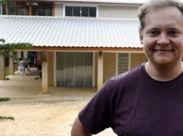Айтишник в одиночку строит двухэтажный дом с помощью учебных пособий на YouTube