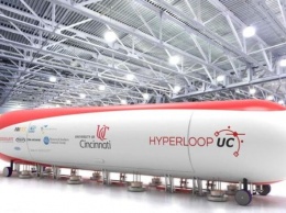 Контейнер Hyperloop будет перевозить пассажиров к 2019 году