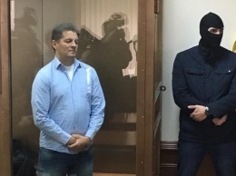 Сущенко в СИЗО посетили жена и дочь - адвокат