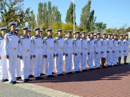 В Измаиле первокурсники военно-морского лицея принесли клятву на верность родине