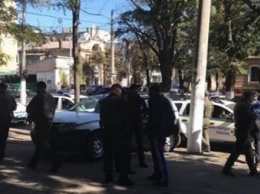 В Одессе из пистолета ранили прохожего
