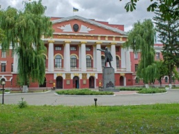 Чтобы снести памятник Суворову, в Минобороны предлагают принять закон о запрете пропаганды российского режима