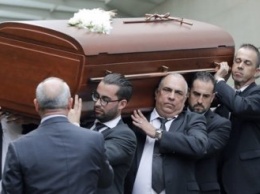 Монсеррат Кабалье похоронили сегодня в Барселоне (фото, видео)