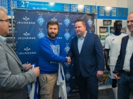ФК «Динамо» Киев заключил соглашение о партнерстве с компанией Jeunesse Global
