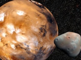 Уфологи: Россия не стремится осваивать Марс из-за странных башен-близнецов