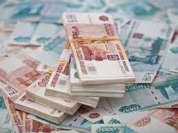 Паника: россияне массово забирают деньги из банков