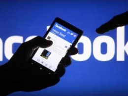 Facebook требует от украинской модели деньги за чужую рекламу