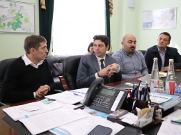 Андрей Гордеев провел рабочую встречу по строительству солнечной электростанции