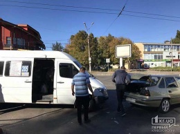 В Кривом Роге опять ДТП с маршруткой