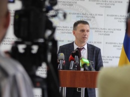 Нардеп Македон выдвинул судебный иск против директора ГБР Романа Трубы