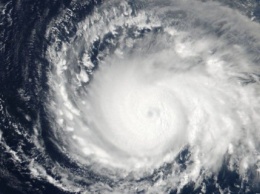На Португалию и Испанию надвигается мощный ураган "Лесли"