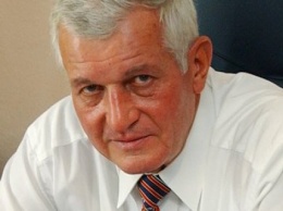 Умер экс-министр обороны Валерий Шмаров