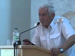 В Украине скончался бывший министр обороны Валерий Шмаров